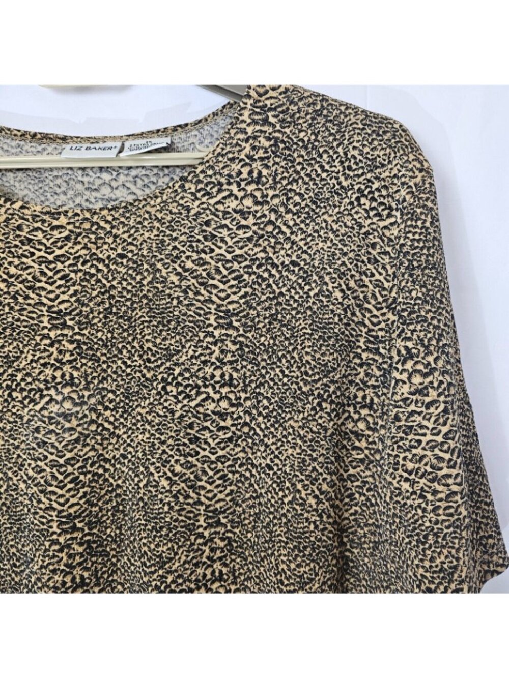 Y2K Liz Baker Blouse Womens 2X Cheetah Print Short Sleeve Shirt Stretch - Picture 3 of 7